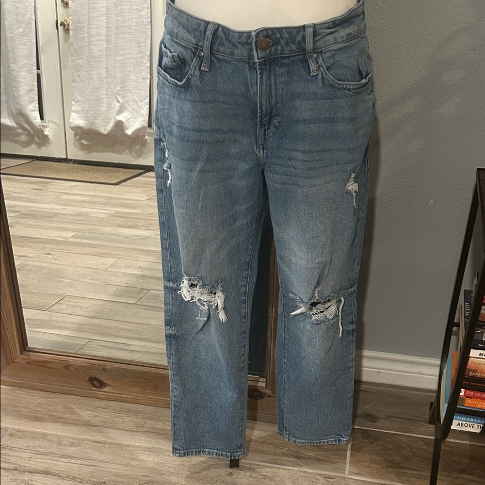 a.n.a Relaxed Fit Boyfriend Jeans in Light Blue